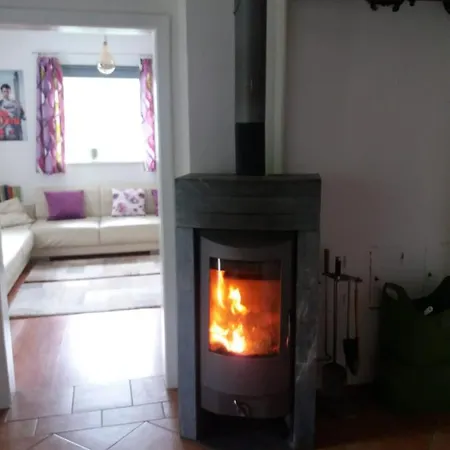 Chalet Rosemarie شاليه
